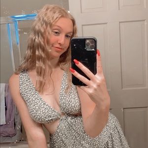 Meet your posher Ellie